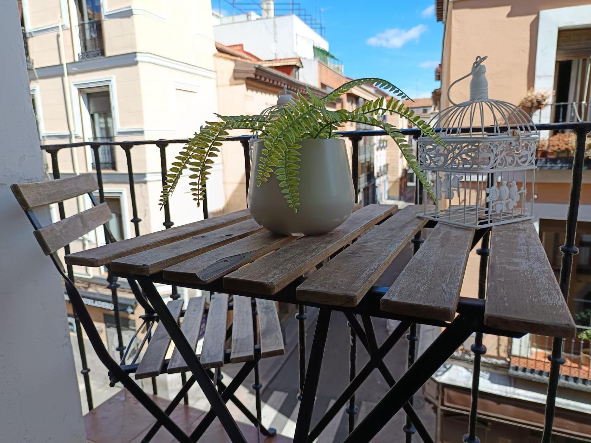 Vacavic Plaza Mayor Apartament Madrid Ngoại thất bức ảnh