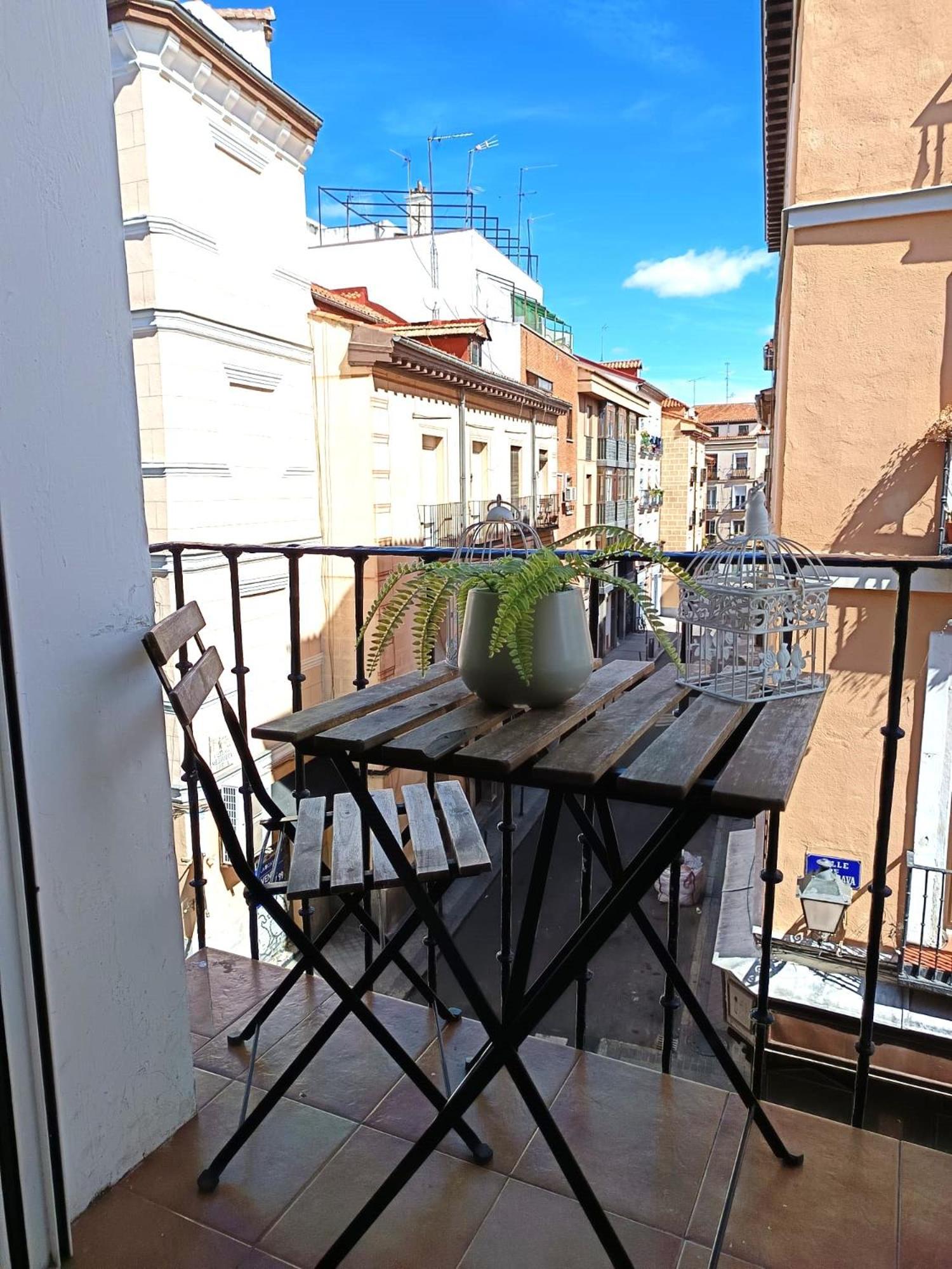 Vacavic Plaza Mayor Apartament Madrid Ngoại thất bức ảnh